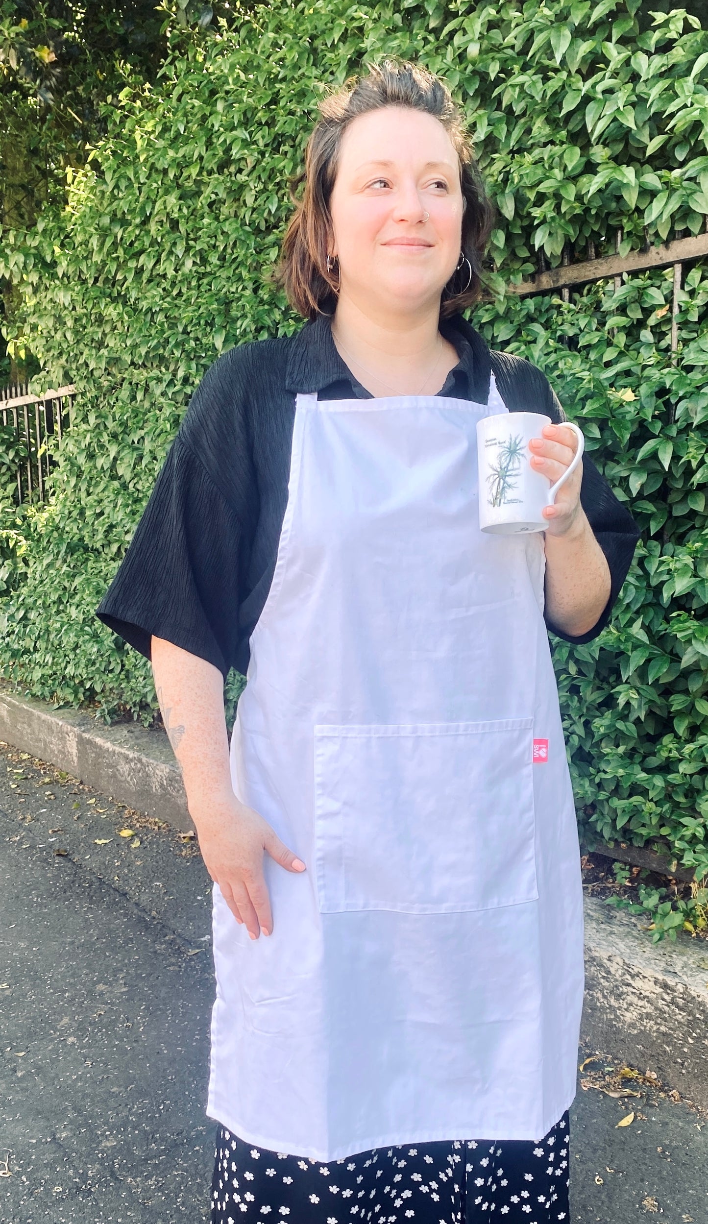 **MULTIBUY OFFER** SWI Cookbook & Apron